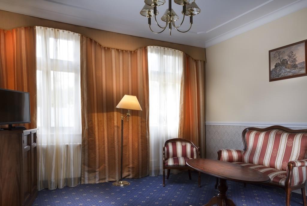 Hotel Ostende Karlovy Vary Ngoại thất bức ảnh