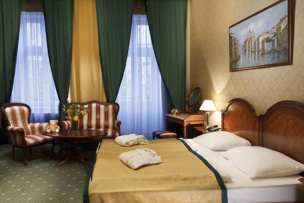 Hotel Ostende Karlovy Vary Ngoại thất bức ảnh