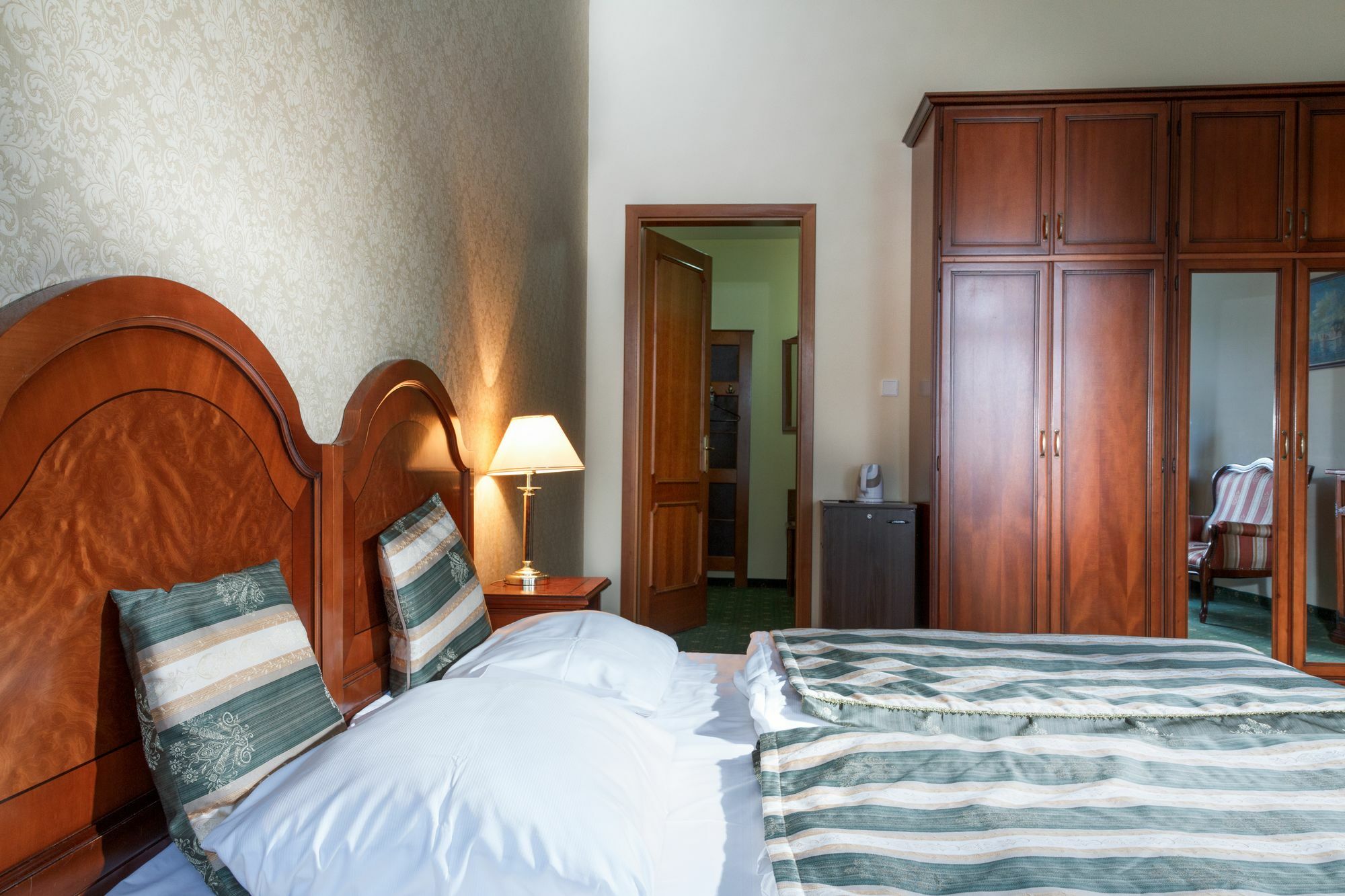 Hotel Ostende Karlovy Vary Ngoại thất bức ảnh